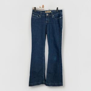 BKE  Buckle Jeans Women's 25 Blue Denim Sabrina Bootcut Low Rise Minimalist